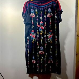 JOHNNY WAS Floral Embroidered Bennet Tunic Top Sz L